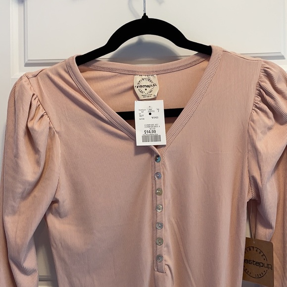 Light pink long sleeve body suit - Picture 2 of 4